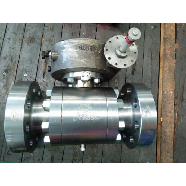 Quality 600lb ASME B16.5 Flanged Double Block And Bleed Valve for sale