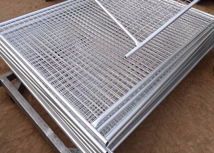 Buy cheap Welded Construction Temporary Chain Link Fence Panels Low Carbon Steel from wholesalers