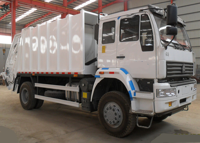 China 10CBM Compressed Garbage Collection Truck , LHD 4X2 Refuse Collection Vehicle factory