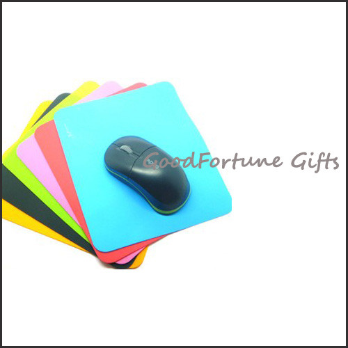 China customed printed logo hot sale game Eco Rubber mouse pad mats gift for sale
