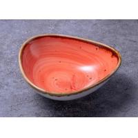 China 4.75 Inch Triangle Shape Stoneware Small Ceramic Bowl Set factory