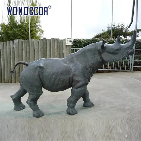 Quality Metal Casting Bronze Rhinoceros Sculpture Large Outdoor Garden Decoration for sale