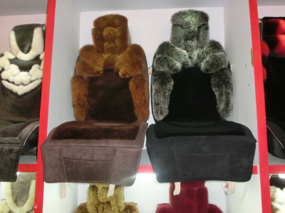 China Nonslip Sheepskin Car Seat Cushion Covers Brown Green Custom factory