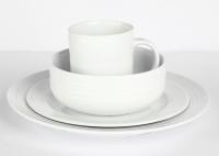 China Flat Rim Classic Porcelain Dinnerware Sets Super White Round Shape factory