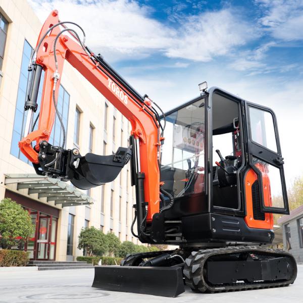 Quality Municipal Engineering 2.5 Ton Mini Excavator 24.5kw Micro Mini Digger With Cab for sale