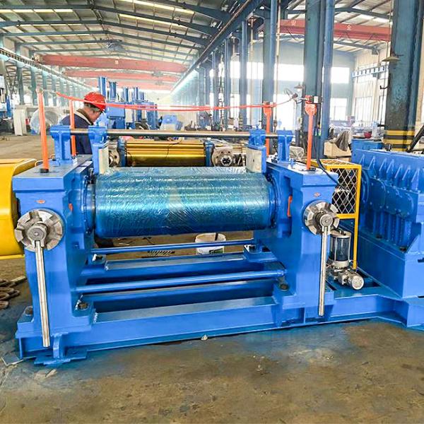 Quality Dia 400mm Rubber Open Mixing Mill 37KW For Rubber Compound Warming for sale