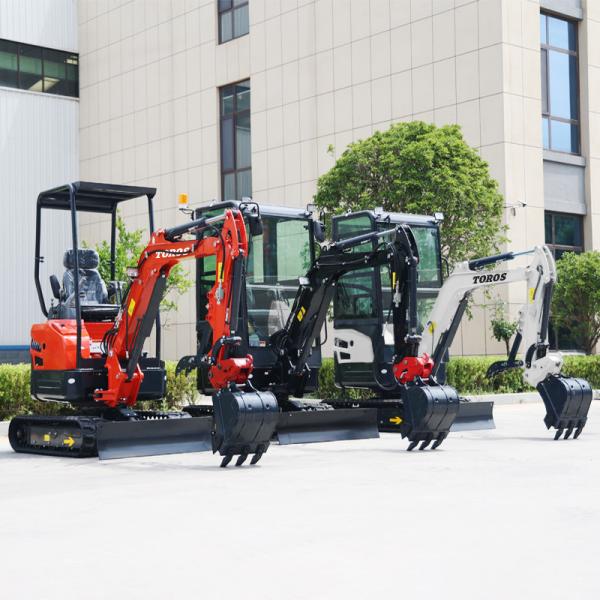 Quality 11.8KW 2600rpm 1.8 Ton Mini Excavator Small Digger Machine For Farm for sale