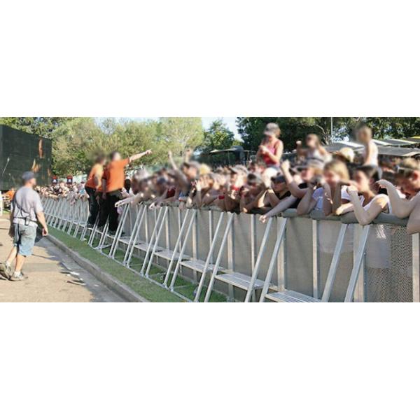 Quality Line Array Prolyte Safety Barriers Crowd Control System Silver 30kg For Outdoor Catwalk Show for sale
