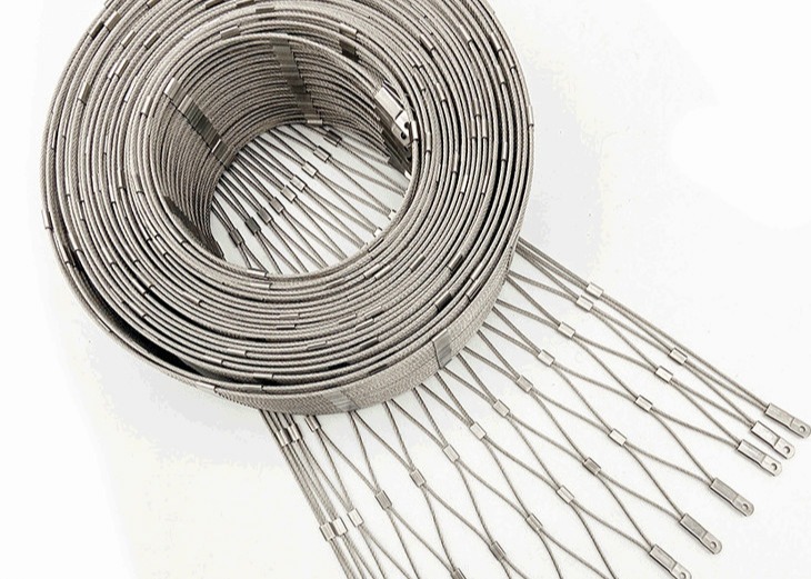 China 1mm 1.5mm Stainless Steel Rope Wire Mesh Net For Stair Balustrade factory