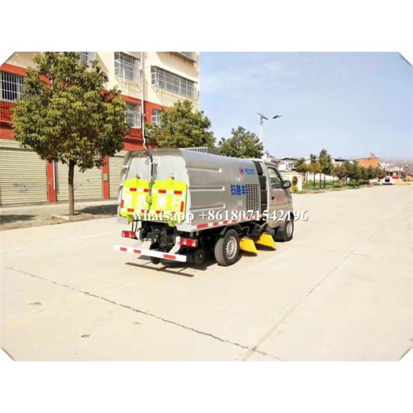 Quality 2CBM Mini Street Sweeper Truck , Street Washing Truck Stainless Steel 304 for sale