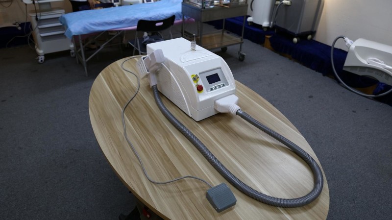 1064nm/532nm q switched nd yag laser machine f