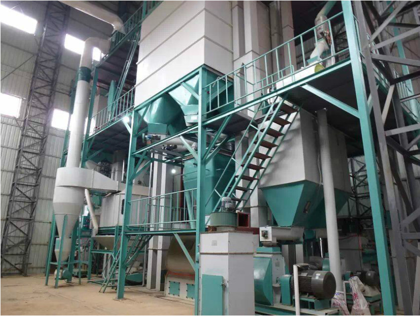 China ISO 5TPH Animal Feed Pellet Production Line ODM Mini Cattle Feed Machine for sale