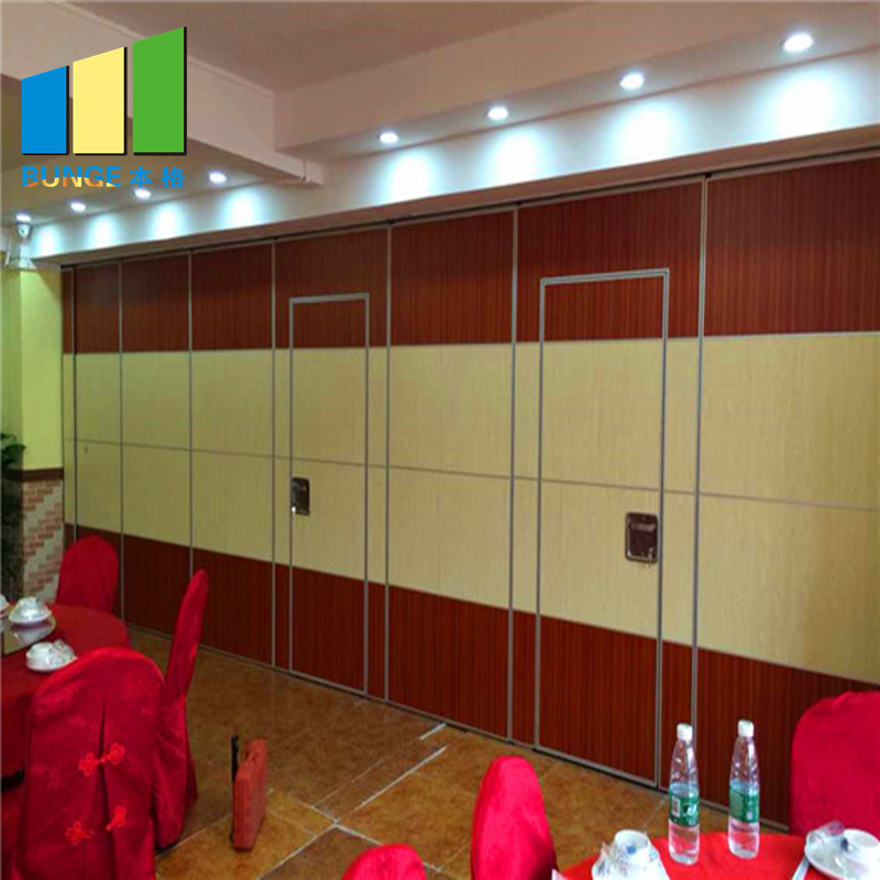 China Sound Proof Operable Folding Partition Walls For Meeting Room / Auditorium factory