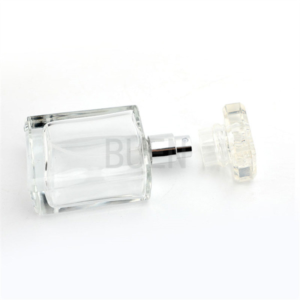 Quality Square Transparent Glass Perfume Bottle ，Customized Empty 100ml Spray Bottles for sale