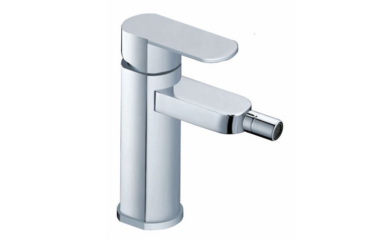 China Ceramic Single Hole Bathroom Sink Faucet , Single Handle Brass Bidet Taps factory
