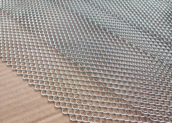 China 5*8mm Hole 0.7mm Thickness Expanded Metal Mesh , Expanded Aluminium Mesh Diamond Hoe factory