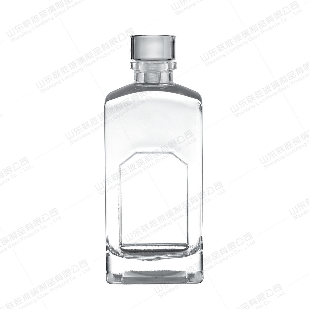China Body Material Glass Clear Bottle for Tequila Liqueur 500ml 1000ml Unique Carved Flat factory