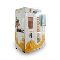 China Orange Juice Vending Machine With  12 Classic Design Coin Bill Online QR Code Bank Card Credit Card Payment System factory