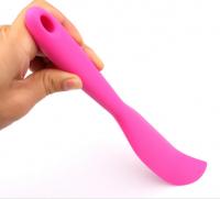 China Unique Design Silicone Kitchenware Products Heat Resistant Silicone Spoon Spatula For Butter factory