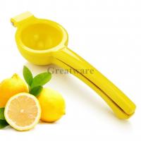 China Kitchen Lemon and Lime Squeezer Juicer for sale
