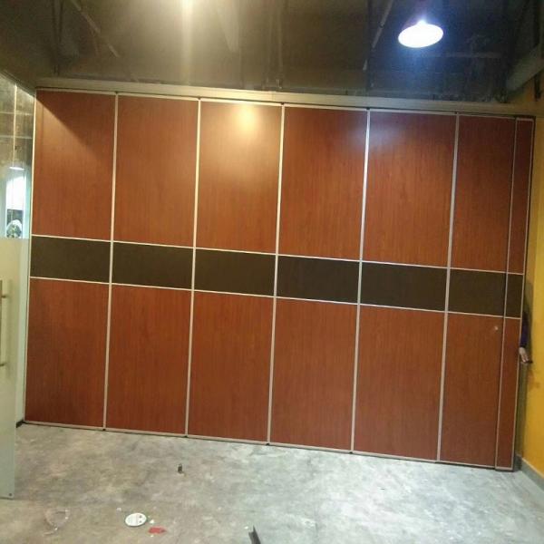 Quality Foldable Hanging Sound Proof Partition Wall For Restaurant Customized Size for sale