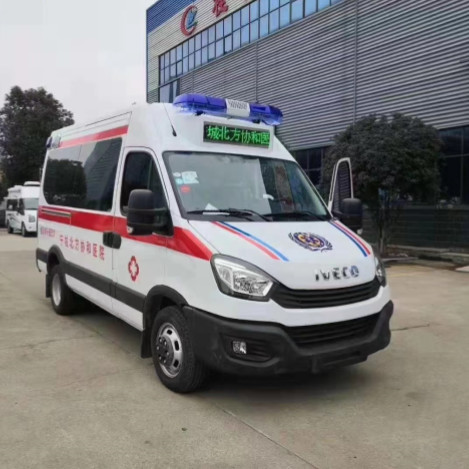 Quality Iveco Ambulance 2800 Mm Wheel Base Ambulance Vans With 90KW Rated Power And 3550 Kg Gross Weight for sale
