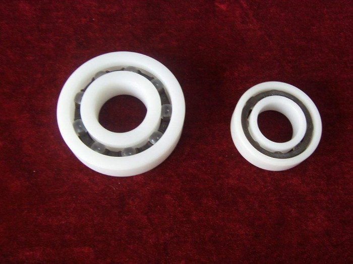Quality PTFE PVDF Plastic Ball Bearings Corrosion Preventive With Ceramic Or Stainless for sale