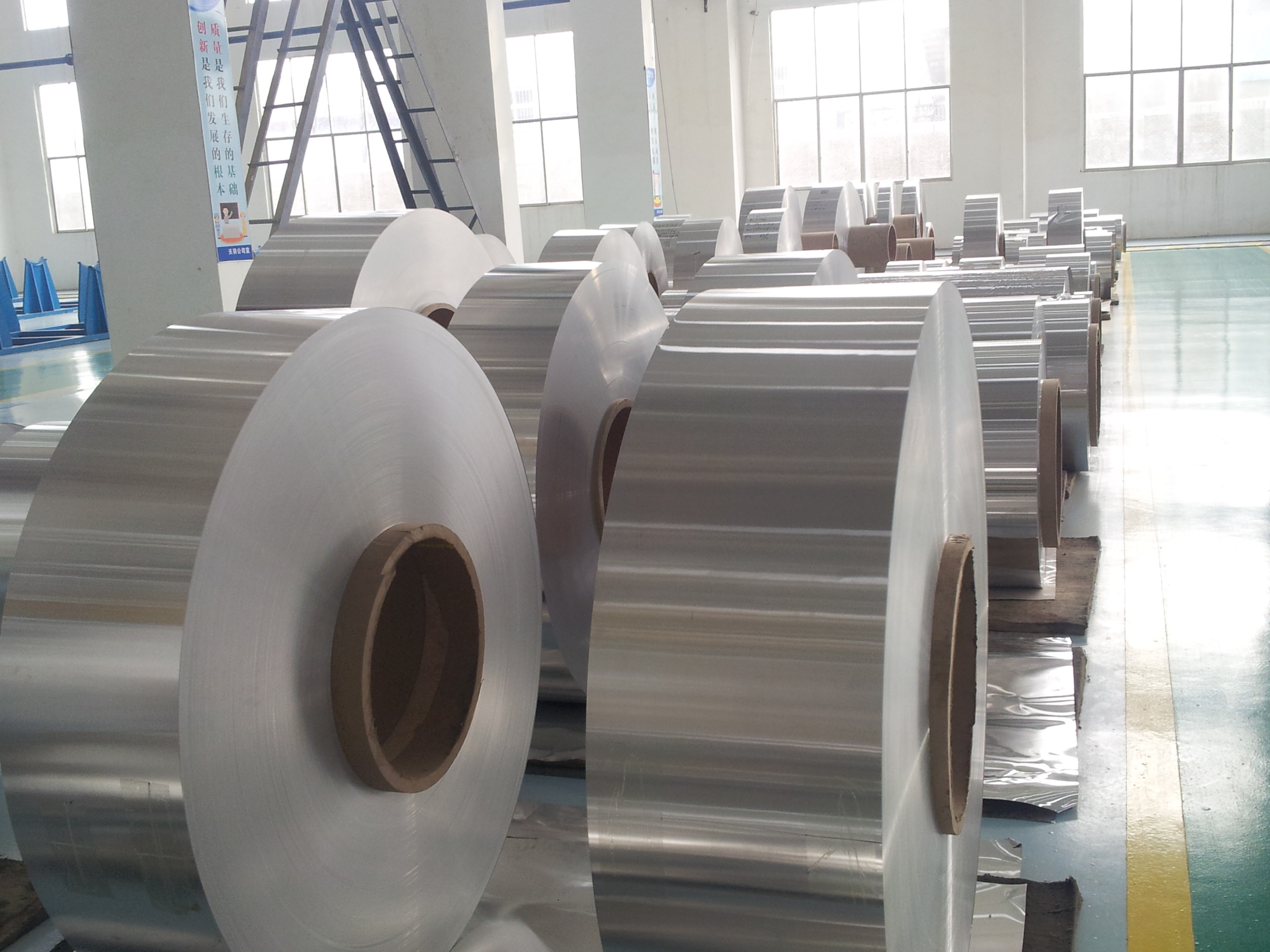 china Aluminium finstock in mill finish ,AA8011/1100/3102.thickness 0.1-0.28mm