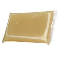 Quality Amber Yellow Hot Glue for Paper Gluing with 12 Month Shelf Life for sale