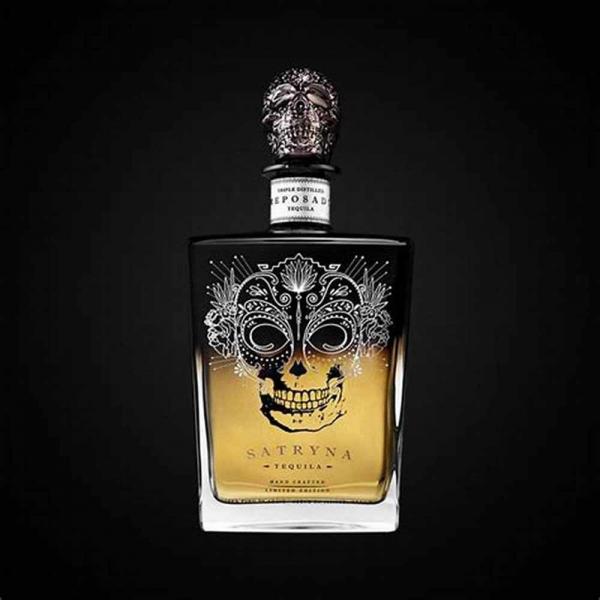 Quality 500ml Flint Tequila Decanter Bottle Black Coating Screen Printing for sale