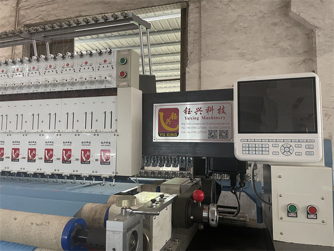 China Efficient Quilting Embroidery Machine with Multiple Threads and Automatic Bobbin System factory
