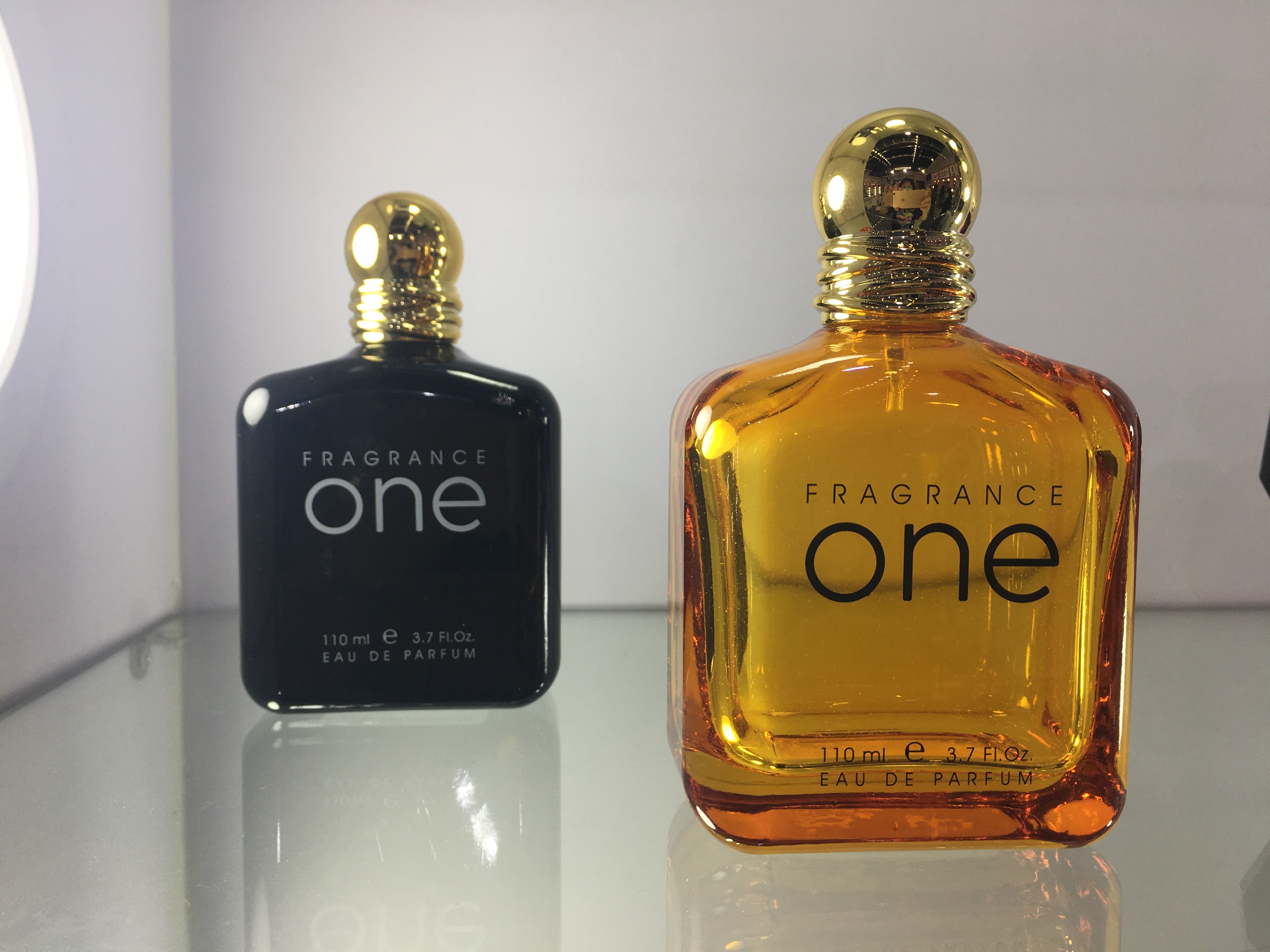 China Customized 110ml Luxury Perfume Bottles Transparent Round Edge for sale