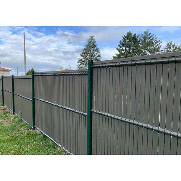 Quality Height 3030mm Curve V Mesh Security Fencing With Peach Post for sale