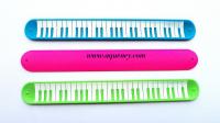 China New design Silicone Slap Ruler Bracelet, color Silicone Snap Bracelet Ruler,free sample factory