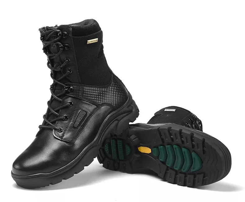 China Military Boots Genuine Leather with EVA Upper Material and Oil-resistant Rubber Outsole Army Military Tactical Boots factory