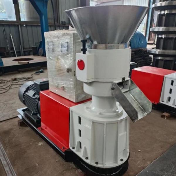 Quality 300-500kg/H Poultry Feed Manufacturing Machine Flat Die Roller Chicken Feed Machine for sale