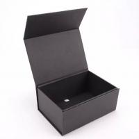 China UV Coating Cardboard Rigid Gift Boxes Folding Magnetic / Ribbon Closure factory