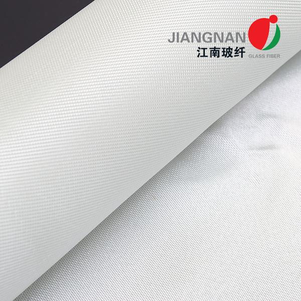 Quality 0.6mm Corrosion Resistance 666 Fibre Glass Fabric High Intensity Fiberglass Boat for sale