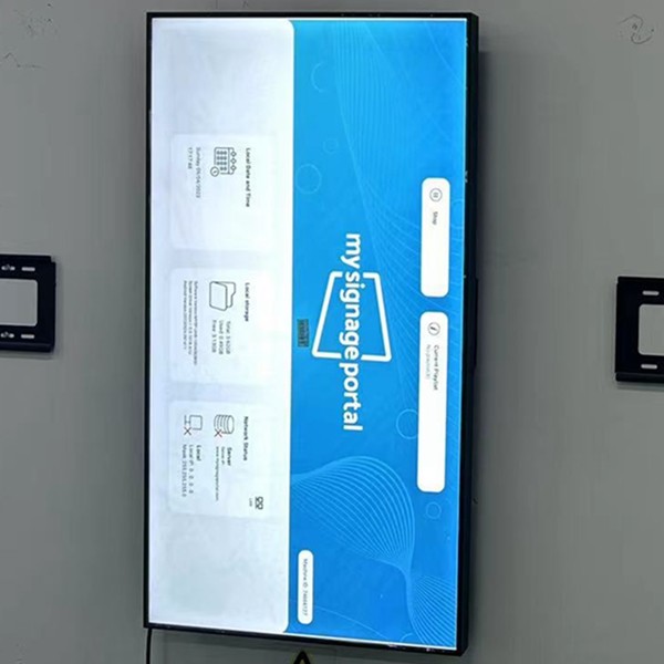 Quality 75 Inch Wall Mounted Digital Advertising Screen Display 3500nit 3840x2160 for sale