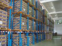 China High Space Saving Heavy Duty Pallet Rack , Blue / Orange Drive In Pallet Racking System factory