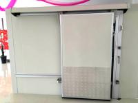 China Sliding Door Cold Storage Room , Commercial Kitchen Walk In Freezer Room factory