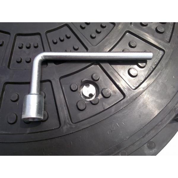 Quality 690mm Hinged Manhole Cover for sale