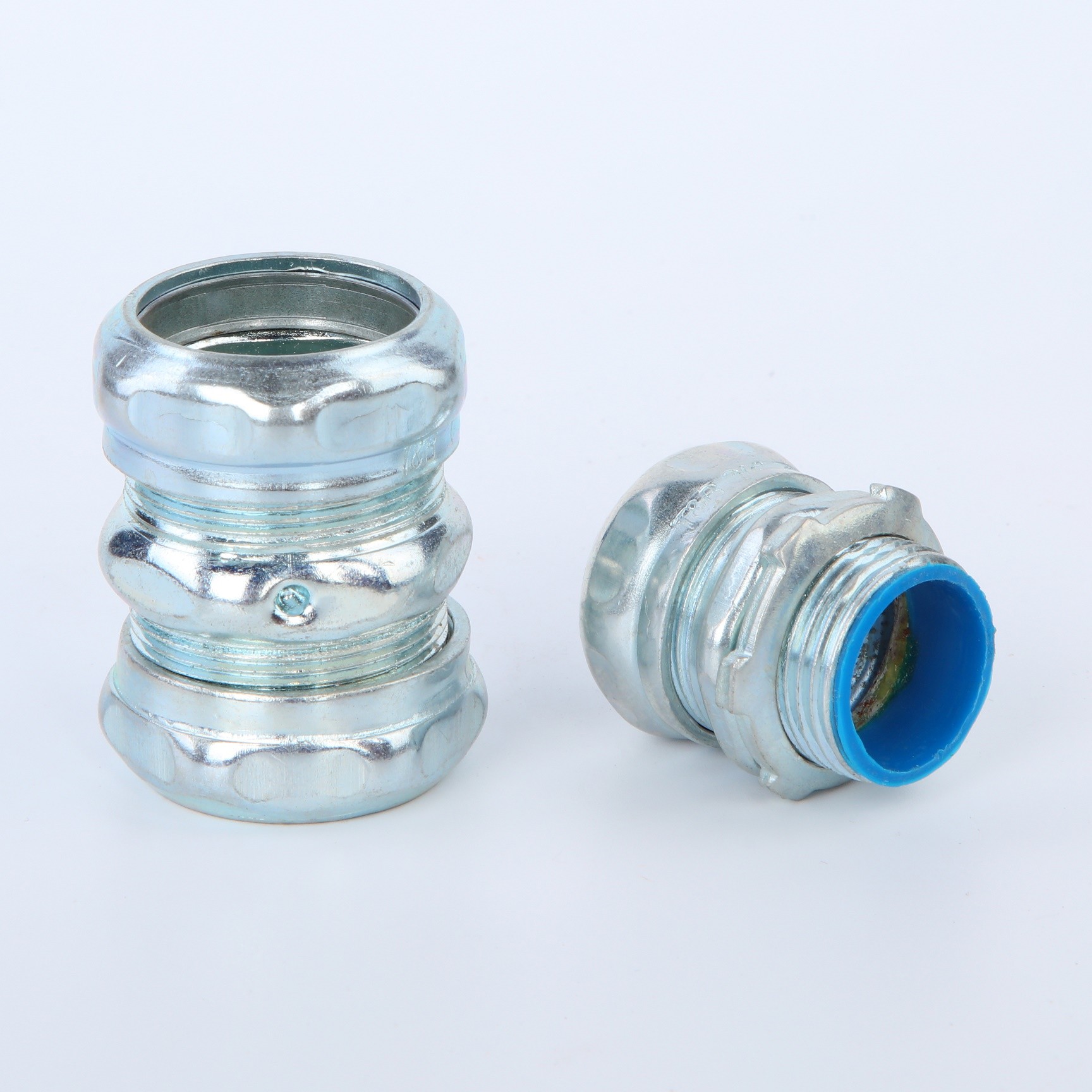 China Electro Galvanised EMT Compression Connector Raintight Steel Material for sale