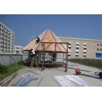 China Light Steel Frame Wooden Home Beach Bungalows With Shower , Kitchen for sale