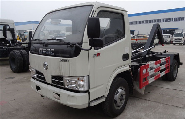 Quality Hook Lift Garbage Waste Removal Trucks Carbon Steel With 4 CBM Hopper for sale