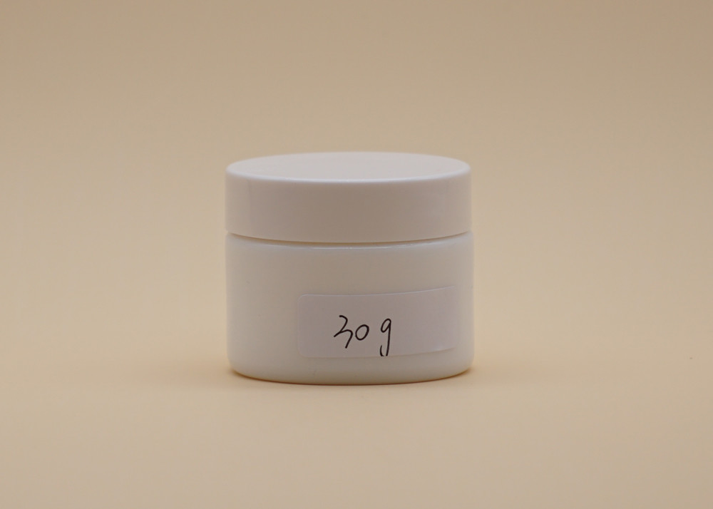 China Cylinder Cosmetic Cream Containers , 30g Beauty Cream Jars For Face Care factory
