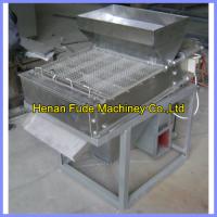 China Dry type peanut peeling machine 400kg/h, roasted peanut peeling machine factory