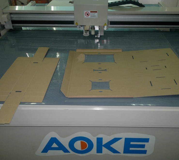 China Digital Corrugated Sample Cutter for Packaging paper carton sample maker factory