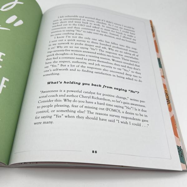 Quality Uncoated Woodfree Novel Book Printing Services A4 / A5 / Customized for sale