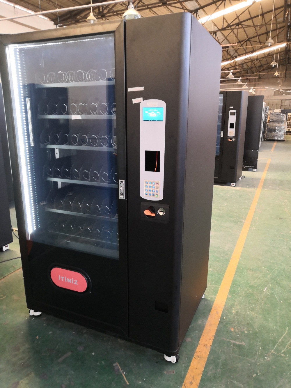 China Coin Operated 24 Hours Self-Service Automatic Snack Drink Vending Machine In Malaysia/Philippines factory